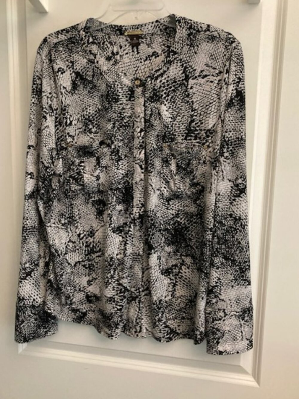 Dana Buchman SnakeSkin Button Down Blouse Size XL